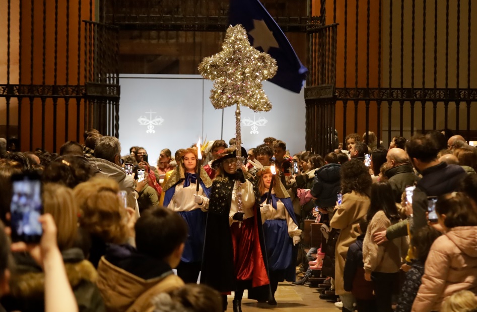 estrella guia reyes magos catedral alcala